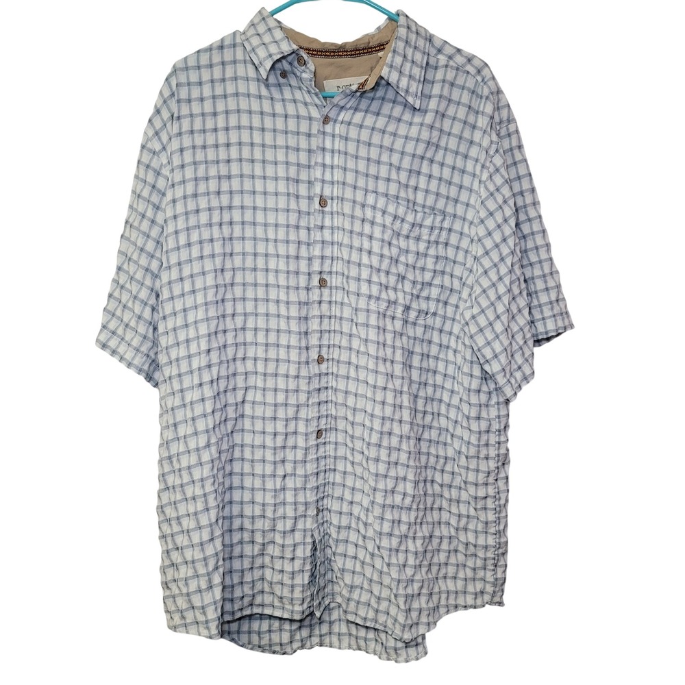 R Options‎ Mens XL Blue White Plaid Seersucker Short Sleeve Button Down Shirt